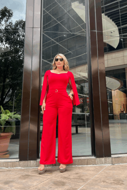 Enterizo bota recta con bolsillos y hebilla, manga estilo capa manga larga